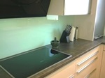 Küchenrückwand aus lackierten Glas